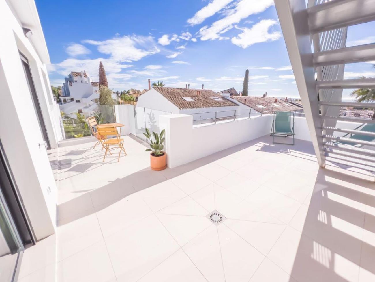 Penthouse On The Golden Mile Marbella Eksteriør billede